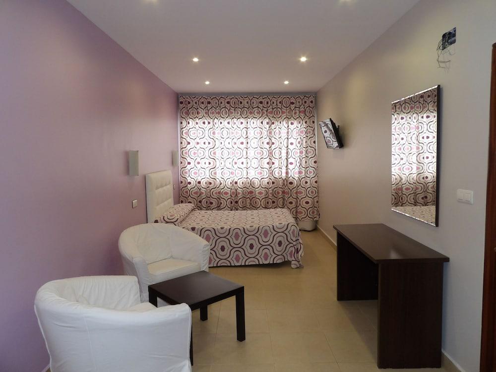 Hotel Artxanda Bilbao, Parking Gratuito En El Exterior Junto Al Hotel (Adults Only) Dış mekan fotoğraf