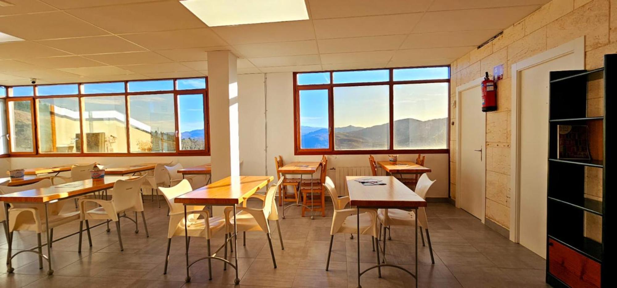 Hotel Artxanda Bilbao, Parking Gratuito En El Exterior Junto Al Hotel (Adults Only) Dış mekan fotoğraf